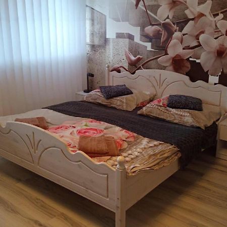 伏尔塔瓦河畔利普诺 Lipno Pearl酒店 外观 照片