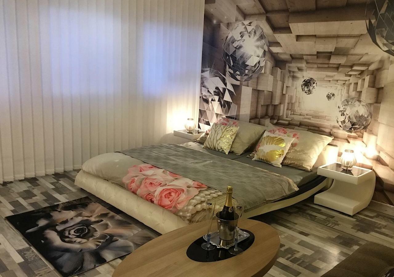 伏尔塔瓦河畔利普诺 Lipno Pearl酒店 外观 照片